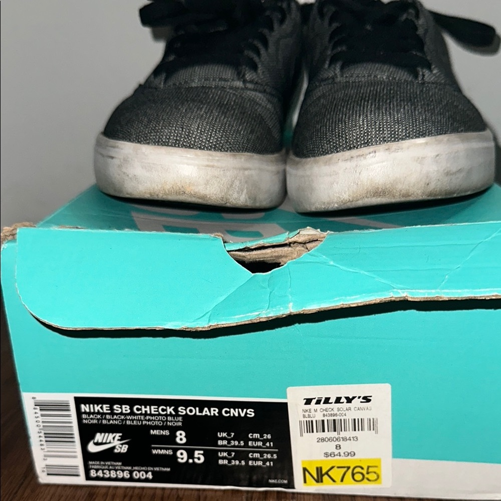 Nike Black Athletic Skateboarding Shoes